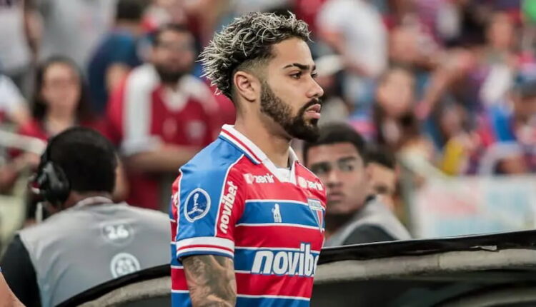 Calebe, jogador do Fortaleza
