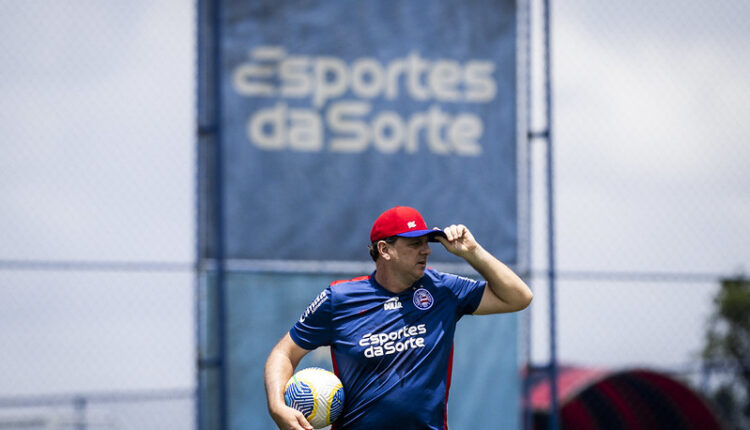 Rogério Ceni em treino do Bahia