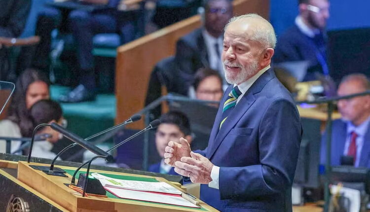 Presidente Lula em discurso