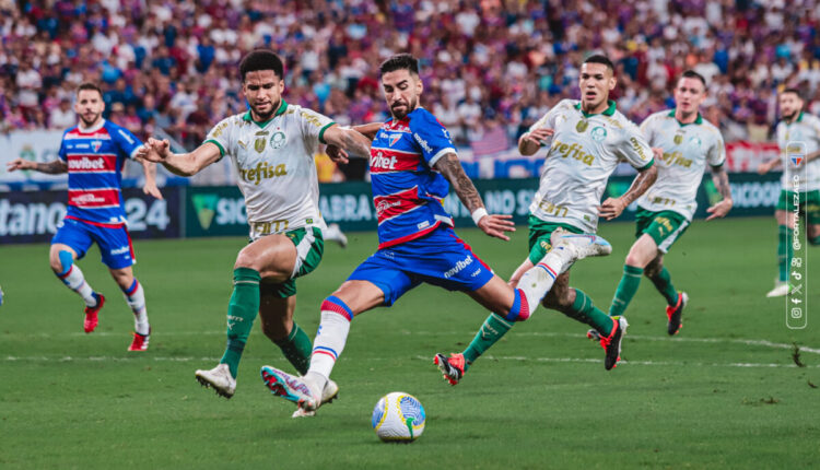 Jogadores de Fortaleza e Palmeiras